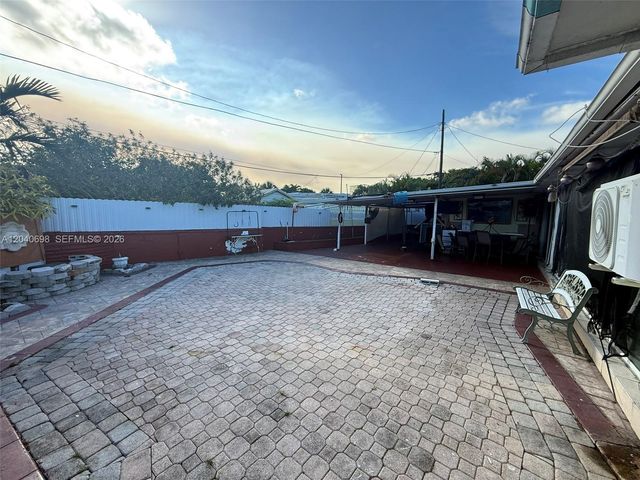 202 To To Lo Chee Drive, Hialeah, FL 33010