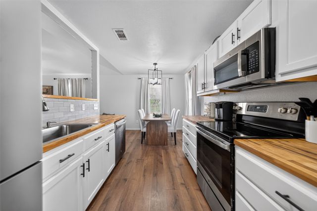 1054 Caroline, Bullard, TX 75757