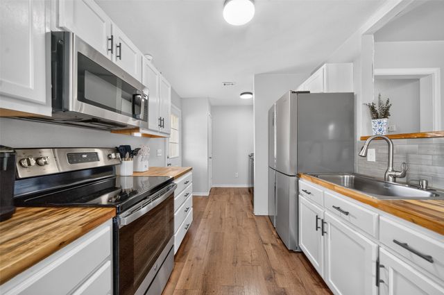 1054 Caroline, Bullard, TX 75757
