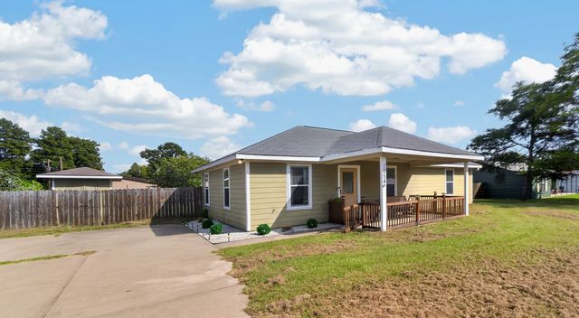 1054 Caroline, Bullard, TX 75757