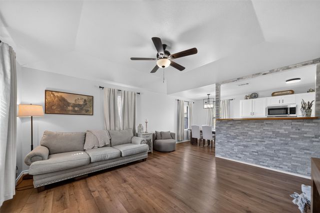 1054 Caroline, Bullard, TX 75757