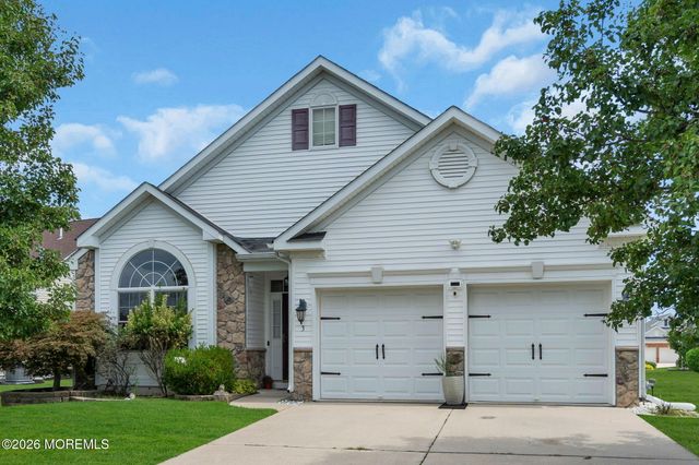 3 Eagleswood Drive, Waretown, NJ 08758