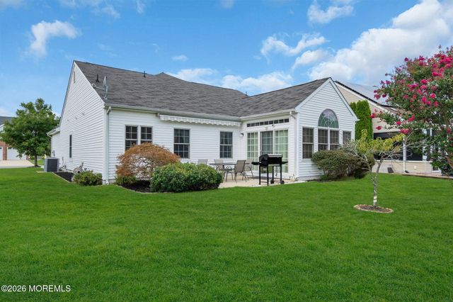 3 Eagleswood Drive, Waretown, NJ 08758