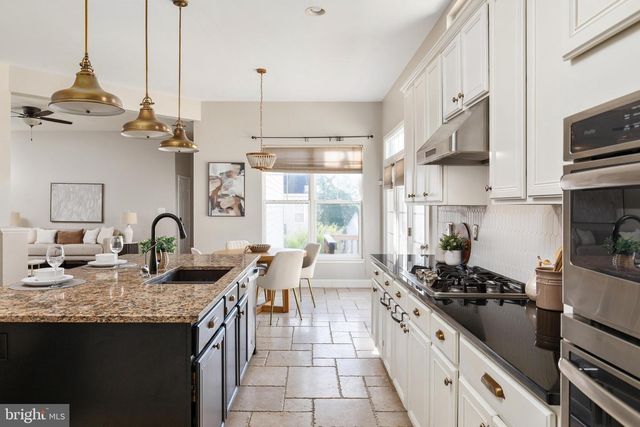 17562 LETHRIDGE CIR, Round Hill, VA 20141