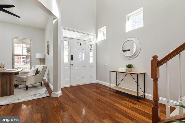 17562 LETHRIDGE CIR, Round Hill, VA 20141