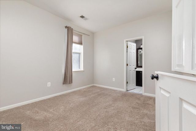 17562 LETHRIDGE CIR, Round Hill, VA 20141