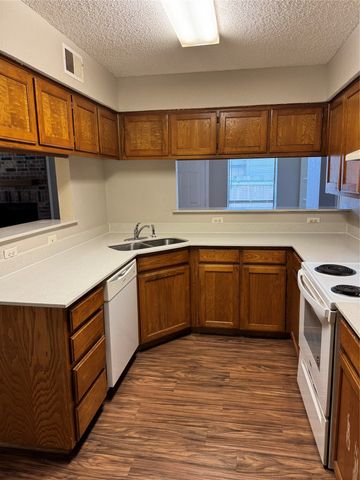 1010 Irene Street, Burleson, TX 76028