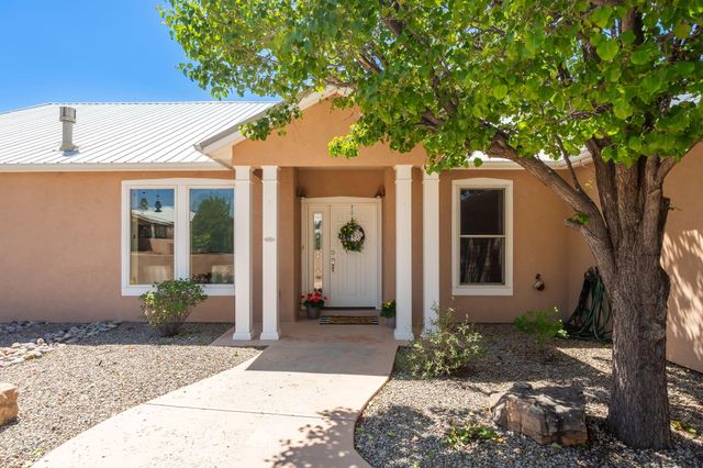 700 Via Posada SE, Albuquerque, NM 87123