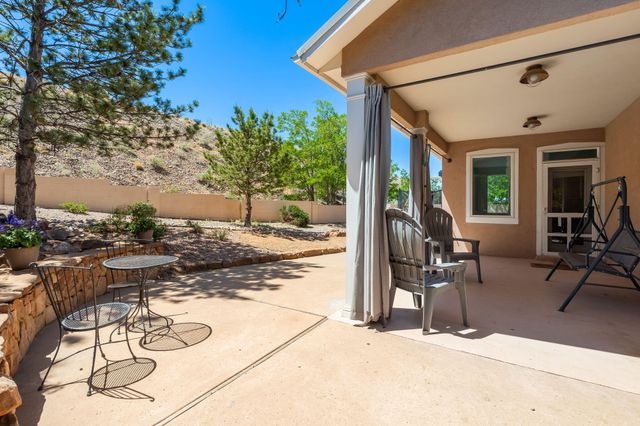 700 Via Posada SE, Albuquerque, NM 87123