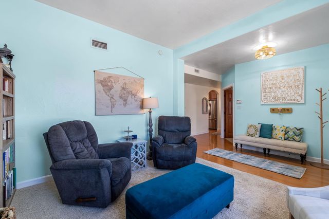 700 Via Posada SE, Albuquerque, NM 87123