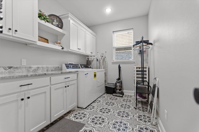 2834 Guinn Farms Rd, Tyler, TX 75707