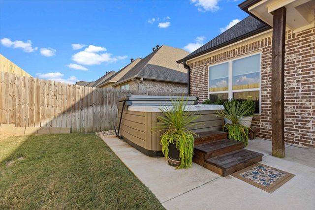 2834 Guinn Farms Rd, Tyler, TX 75707