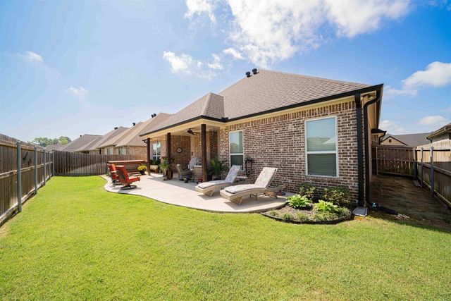 2834 Guinn Farms Rd, Tyler, TX 75707