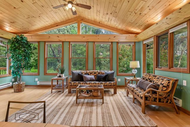 3613 Robin Lane, Minnetonka, MN 55305