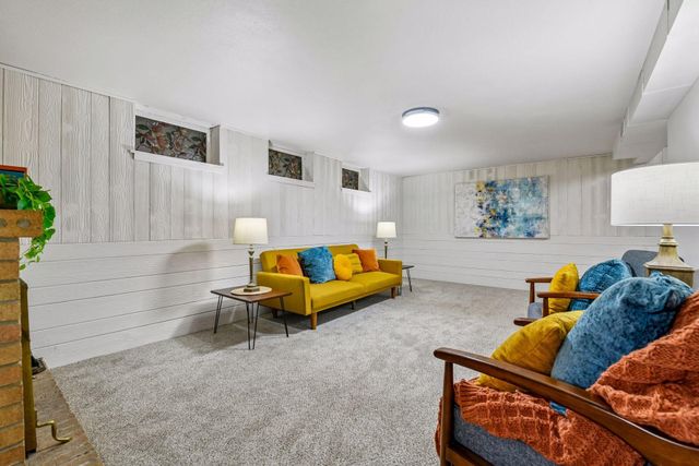 3613 Robin Lane, Minnetonka, MN 55305