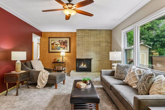 3613 Robin Lane, Minnetonka, MN 55305