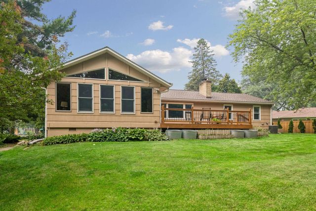 3613 Robin Lane, Minnetonka, MN 55305