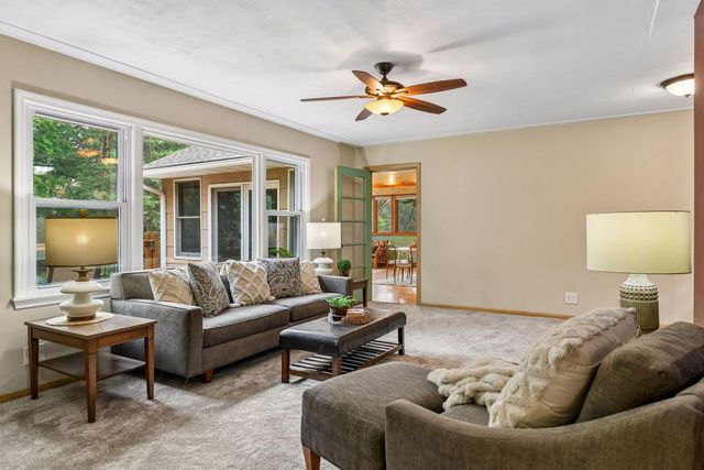 3613 Robin Lane, Minnetonka, MN 55305