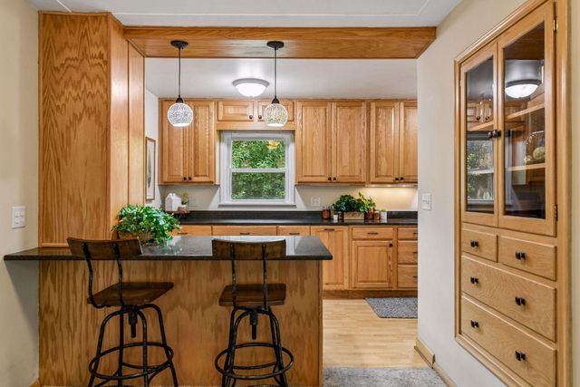 3613 Robin Lane, Minnetonka, MN 55305