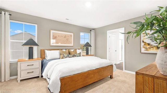 114 Beechwood Circle, Thomasville, NC 27360