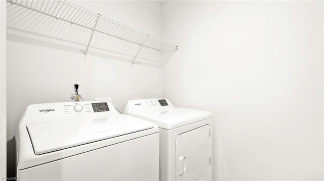 114 Beechwood Circle, Thomasville, NC 27360