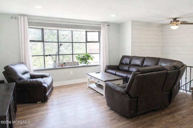 172 Hawkin Road, New Egypt, NJ 08533