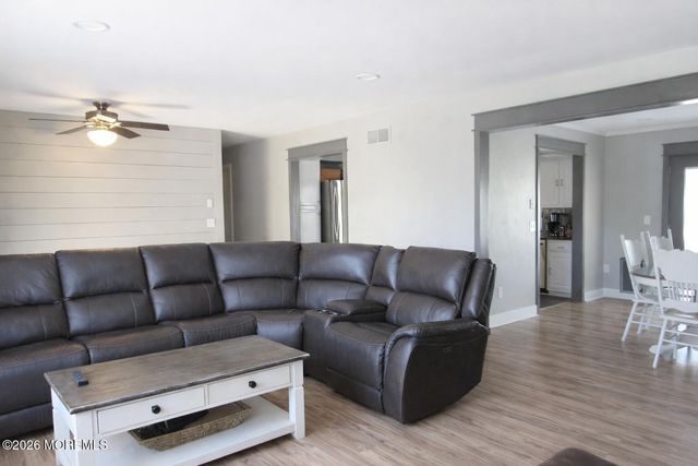 172 Hawkin Road, New Egypt, NJ 08533