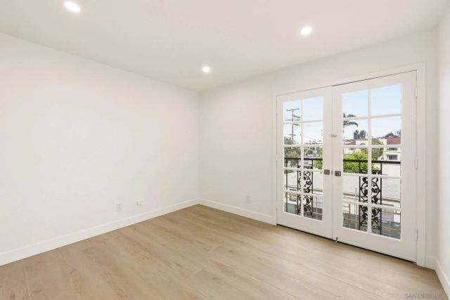 1263 Robinson 13, San Diego, CA 92103