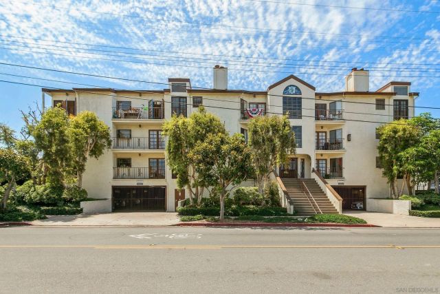 1263 Robinson 13, San Diego, CA 92103