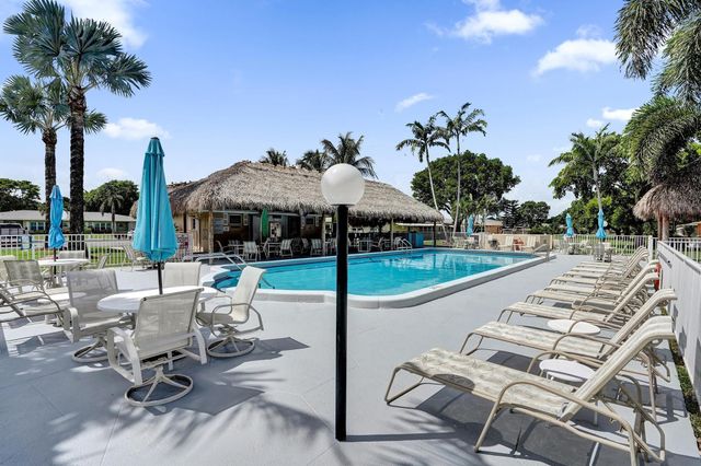 240 N High Point Boulevard C, Boynton Beach, FL 33435