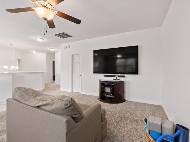 1101 Feather Reed DR, Leander, TX 78641