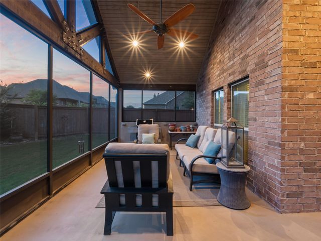 1101 Feather Reed DR, Leander, TX 78641