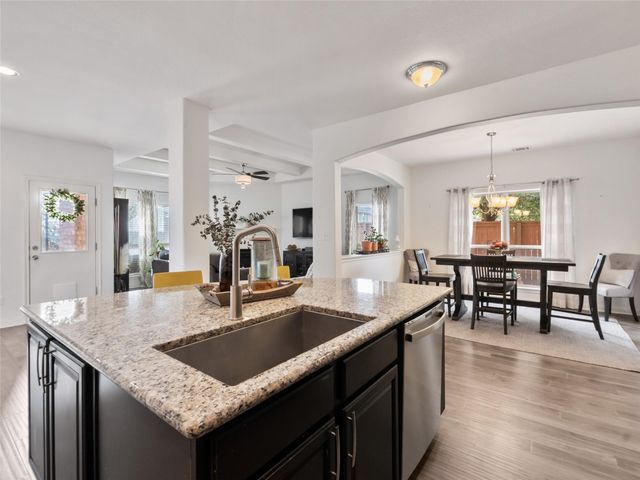 1101 Feather Reed DR, Leander, TX 78641