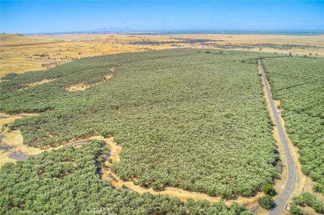 16 Rocky, Oroville, CA 95965