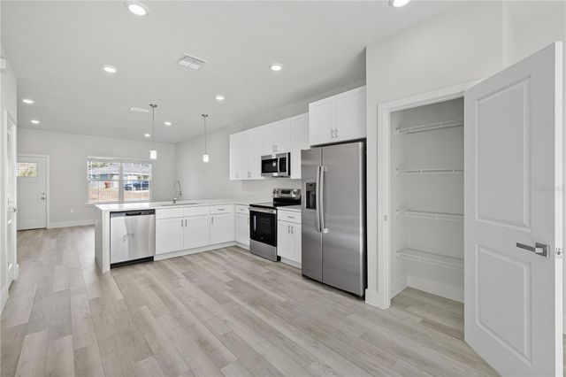 16313 SW 29TH COURT ROAD, Ocala, FL 34473