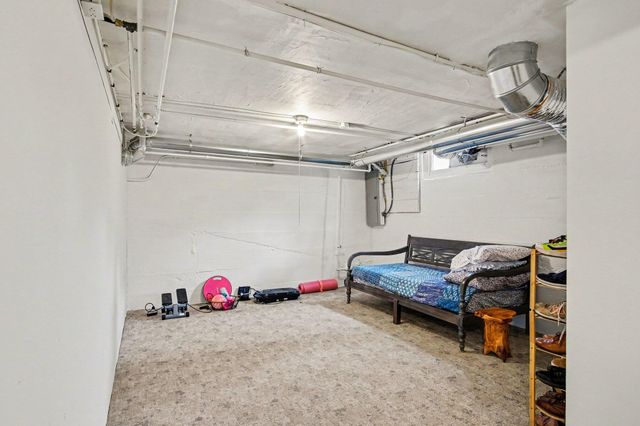1154 E Chippewa Drive SE, Grand Rapids, MI 49506