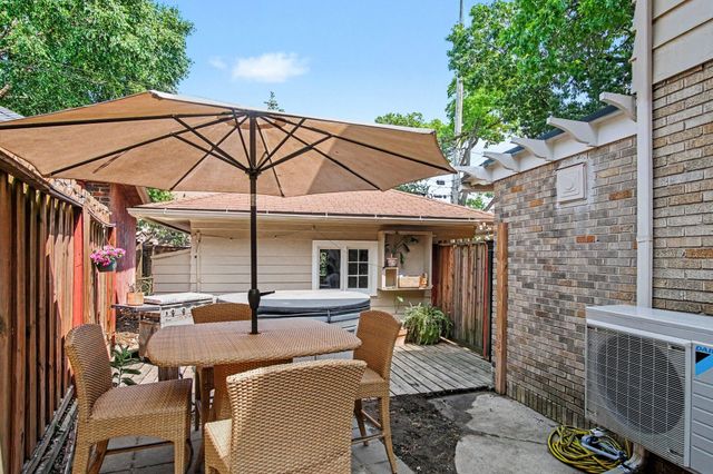 1154 E Chippewa Drive SE, Grand Rapids, MI 49506