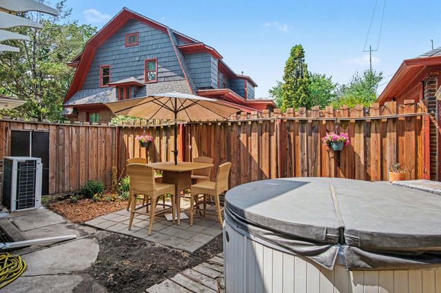1154 E Chippewa Drive SE, Grand Rapids, MI 49506
