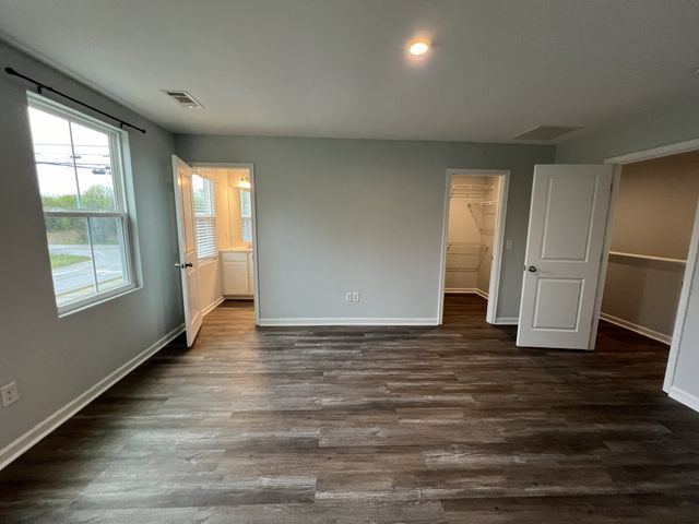 5622 Compass Way, Christiana, TN 37037