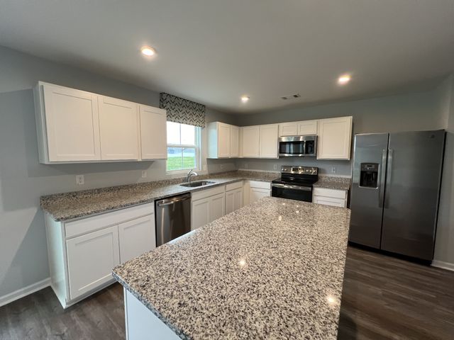 5622 Compass Way, Christiana, TN 37037