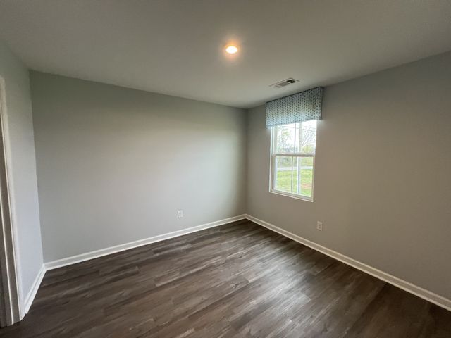 5622 Compass Way, Christiana, TN 37037