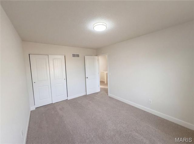 945 Countryside Drive, Troy, MO 63379