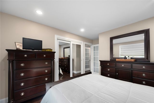 7 Robins Way, North Providence, RI 02904