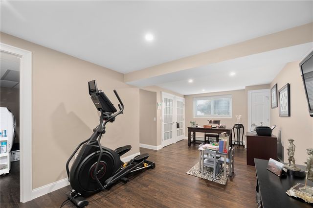 7 Robins Way, North Providence, RI 02904