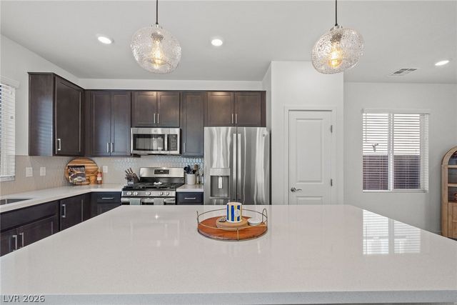 2915 Roaming Palmer Road, North Las Vegas, NV 89086