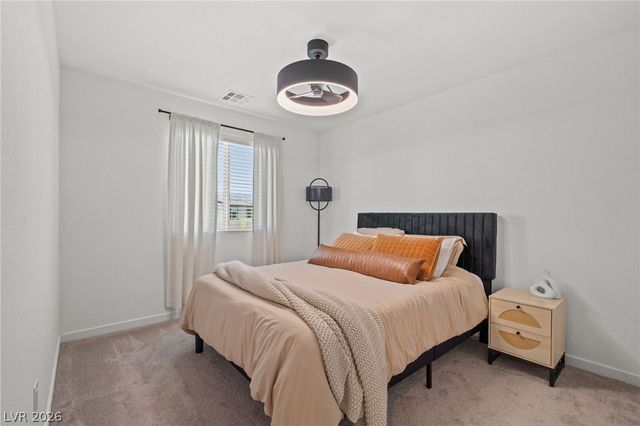 2915 Roaming Palmer Road, North Las Vegas, NV 89086