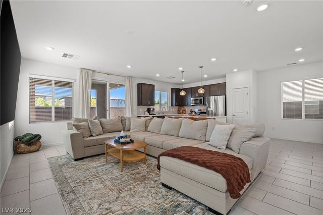 2915 Roaming Palmer Road, North Las Vegas, NV 89086