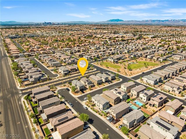 2915 Roaming Palmer Road, North Las Vegas, NV 89086