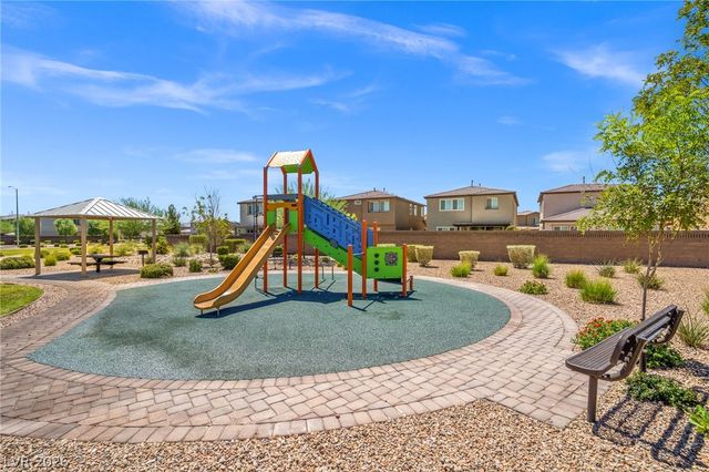 2915 Roaming Palmer Road, North Las Vegas, NV 89086