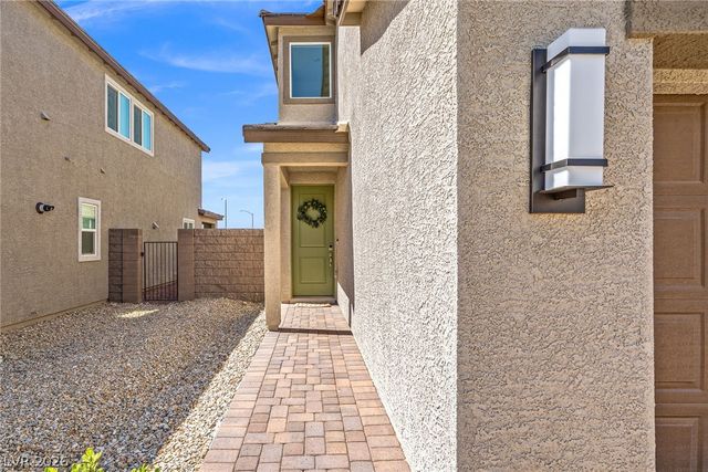 2915 Roaming Palmer Road, North Las Vegas, NV 89086